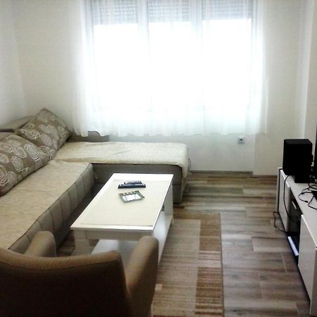 Apartman Veljic Ni Exterior foto