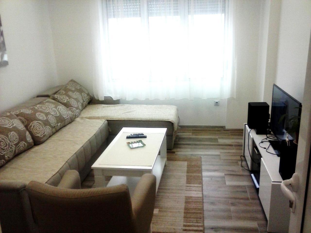 Apartman Veljic Ni Exterior foto