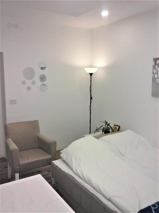 Apartman Veljic Ni Exterior foto